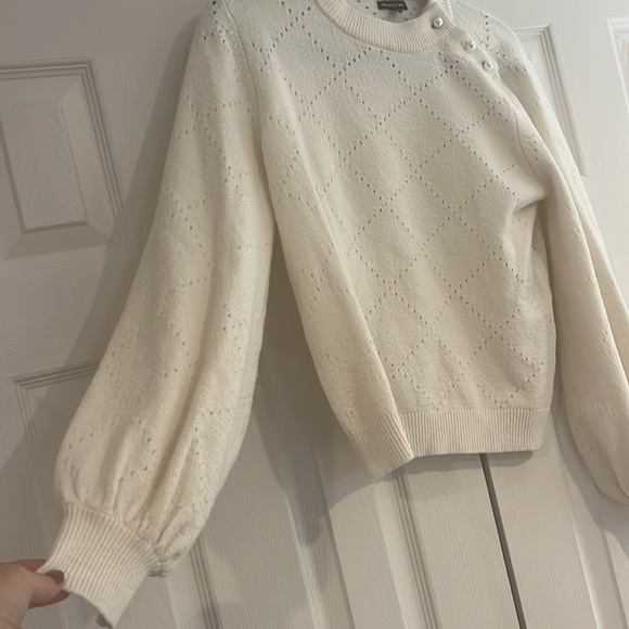 Crewneck Pullover Sweater with Pearl buttons - Picture 7 of 8